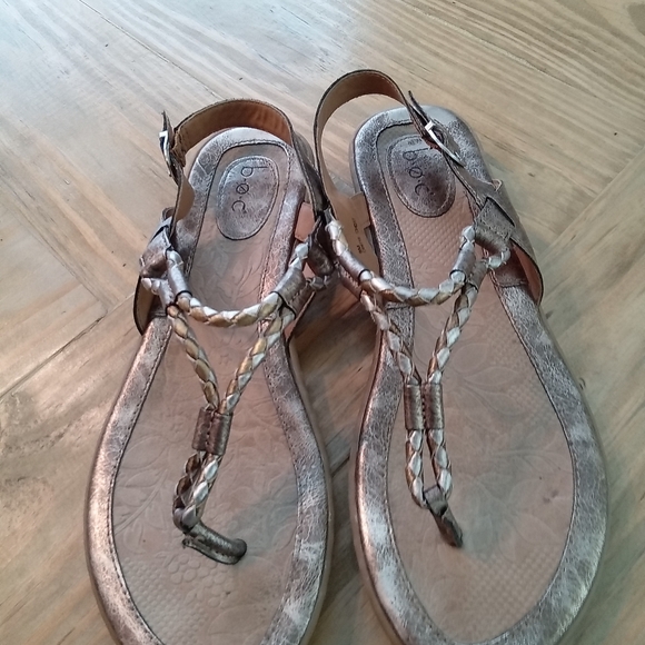 b.o.c. Women's Braided Gladiator Sandals - Silver & Bronze Size 9 - Picture 1 of 9